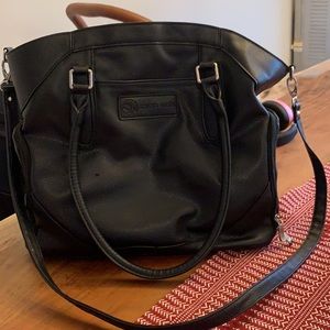 Sarah Wells Annie Pump Bag